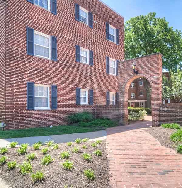 Knightsbridge Apartments Gains Place on Virginia Landmarks Register